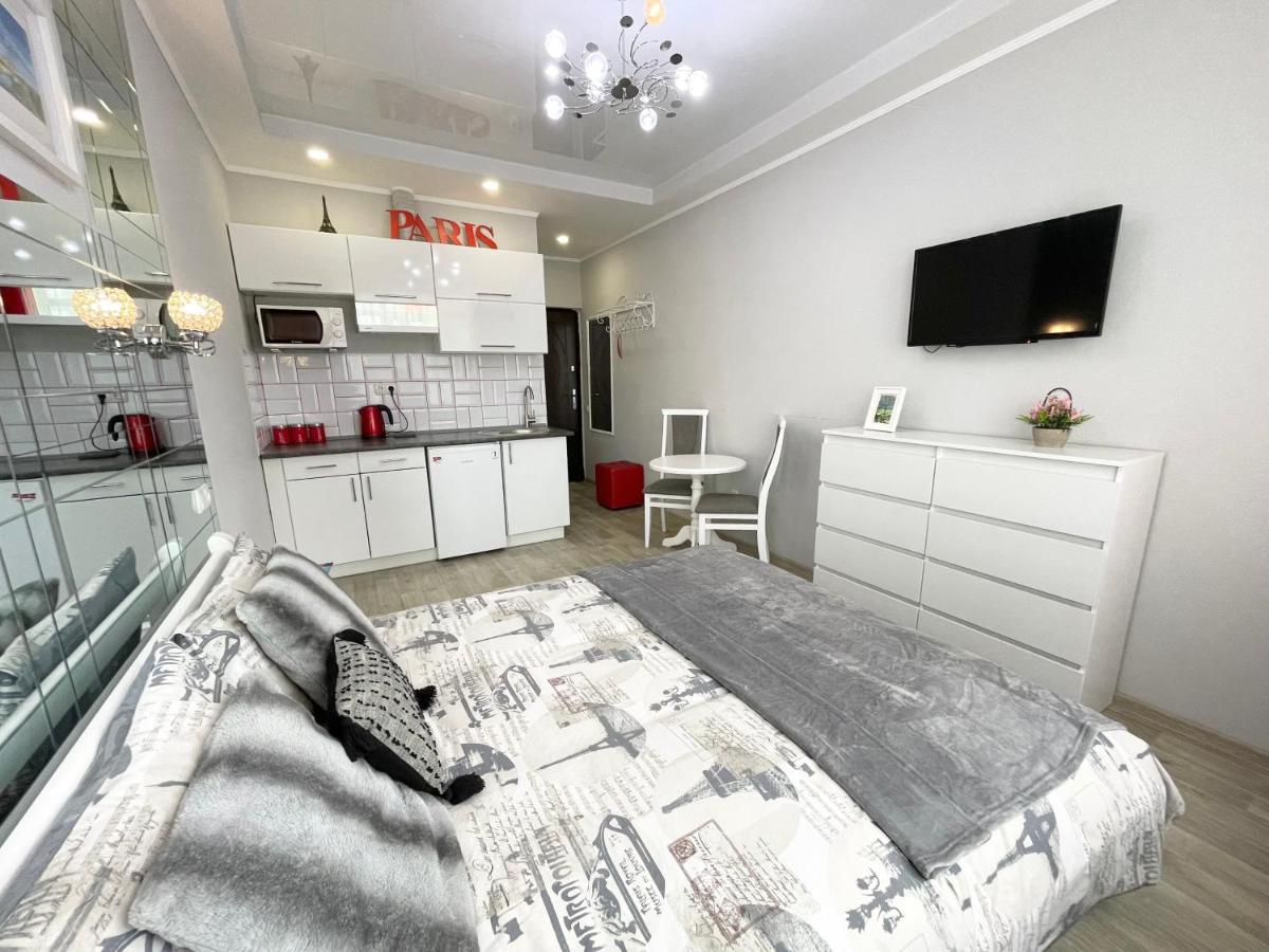 Apartment Studio Paris 51 Irpin Buitenkant foto